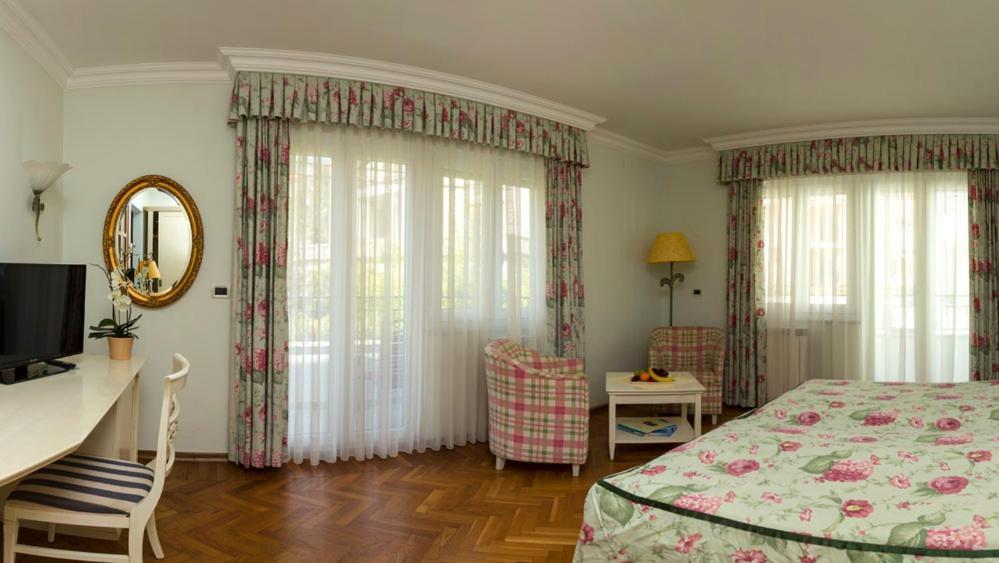 Hotel Miramar オパティヤ エクステリア 写真
